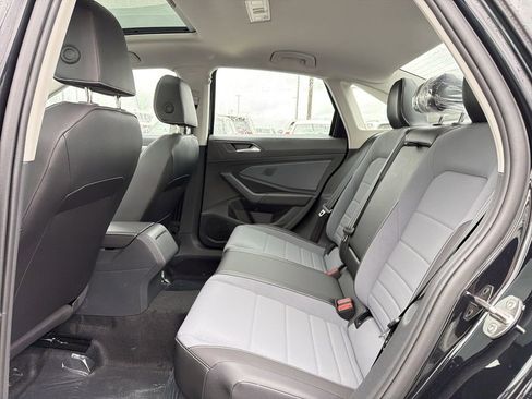 New 2026 Volkswagen Jetta SE image 13