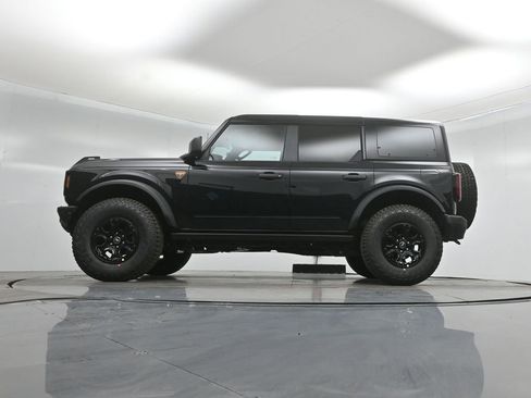 New 2026 Ford Bronco Badlands image 7