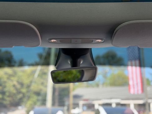 Used 2022 Tesla Model Y Performance image 45