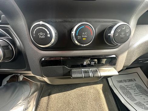 Used 2022 RAM 1500 Big Horn AWD/4WD image 21