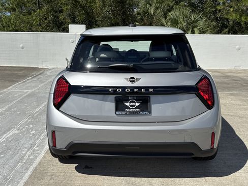 New 2026 MINI Cooper 2-Door Hardtop image 6