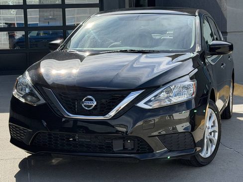 Used 2018 Nissan Sentra SV FWD image 3