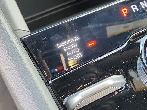 New 2026 Jeep Grand Cherokee Limited AWD/4WD image 32