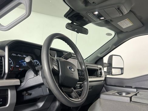 Used 2024 Ford F350 XLT w/ FX4 Off-Road Package image 21