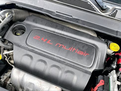 Used 2019 Jeep Compass Latitude w/ Cold Weather Group AWD/4WD image 35