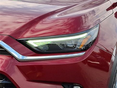 Used 2024 Toyota Grand Highlander Limited image 9