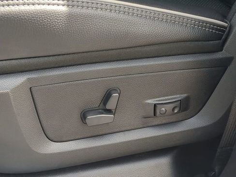 New 2026 RAM 3500 Limited AWD/4WD image 22