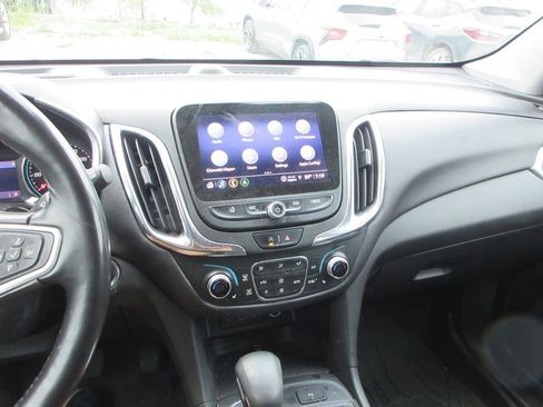 Certified 2022 Chevrolet Equinox LT image 9