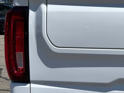Used 2025 GMC Sierra 1500 SLT AWD/4WD image 49
