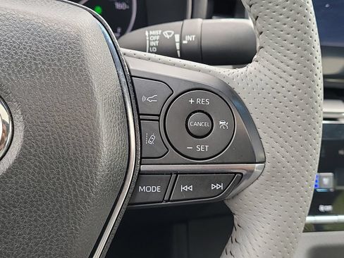 Used 2019 Toyota Avalon Limited w/ Advanced Safety Package FWD image 10