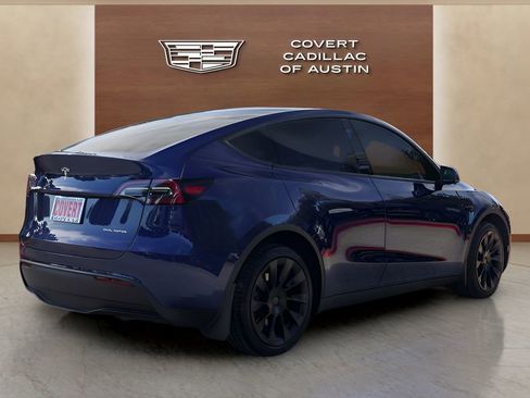 Used 2023 Tesla Model Y Long Range AWD/4WD image 4