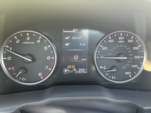 Used 2025 Subaru Forester Touring AWD/4WD image 10