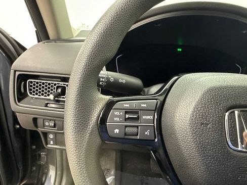 Used 2023 Honda Civic LX image 25