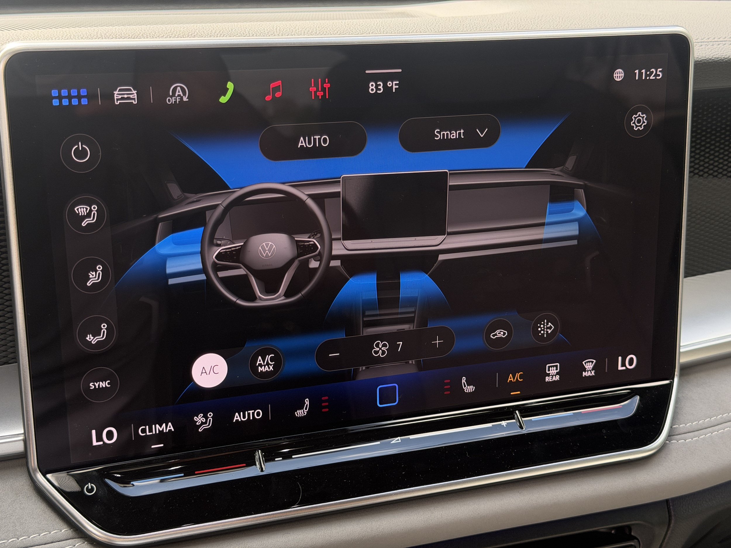 New 2026 Volkswagen Tiguan SE R-Line FWD image 25