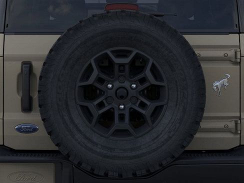 New 2026 Ford Bronco Badlands image 24