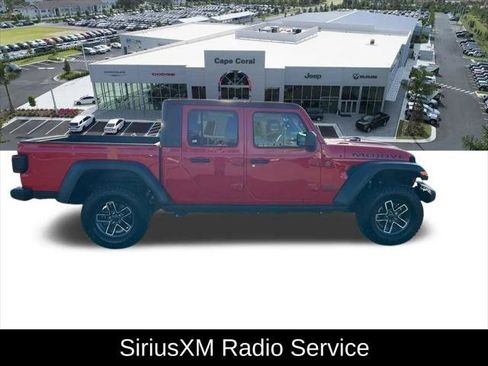 Certified 2025 Jeep Gladiator Mojave w/ Convenience Group AWD/4WD image 6