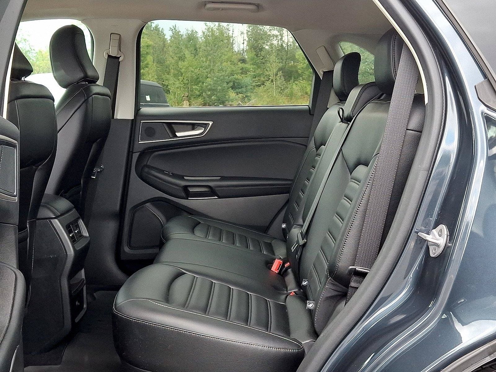 Used 2023 Ford Edge SEL AWD/4WD image 10