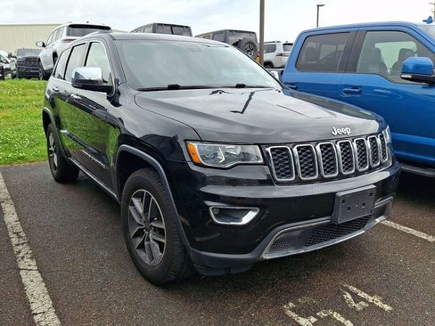 Used 2019 Jeep Grand Cherokee Limited AWD/4WD image 1
