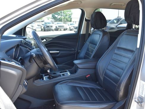 Used 2017 Ford Escape Titanium FWD image 6
