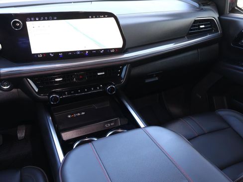 Used 2025 Chevrolet Tahoe RST w/ Comfort Package image 12