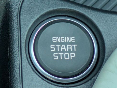 New 2025 Kia K4 GT-Line Turbo image 31