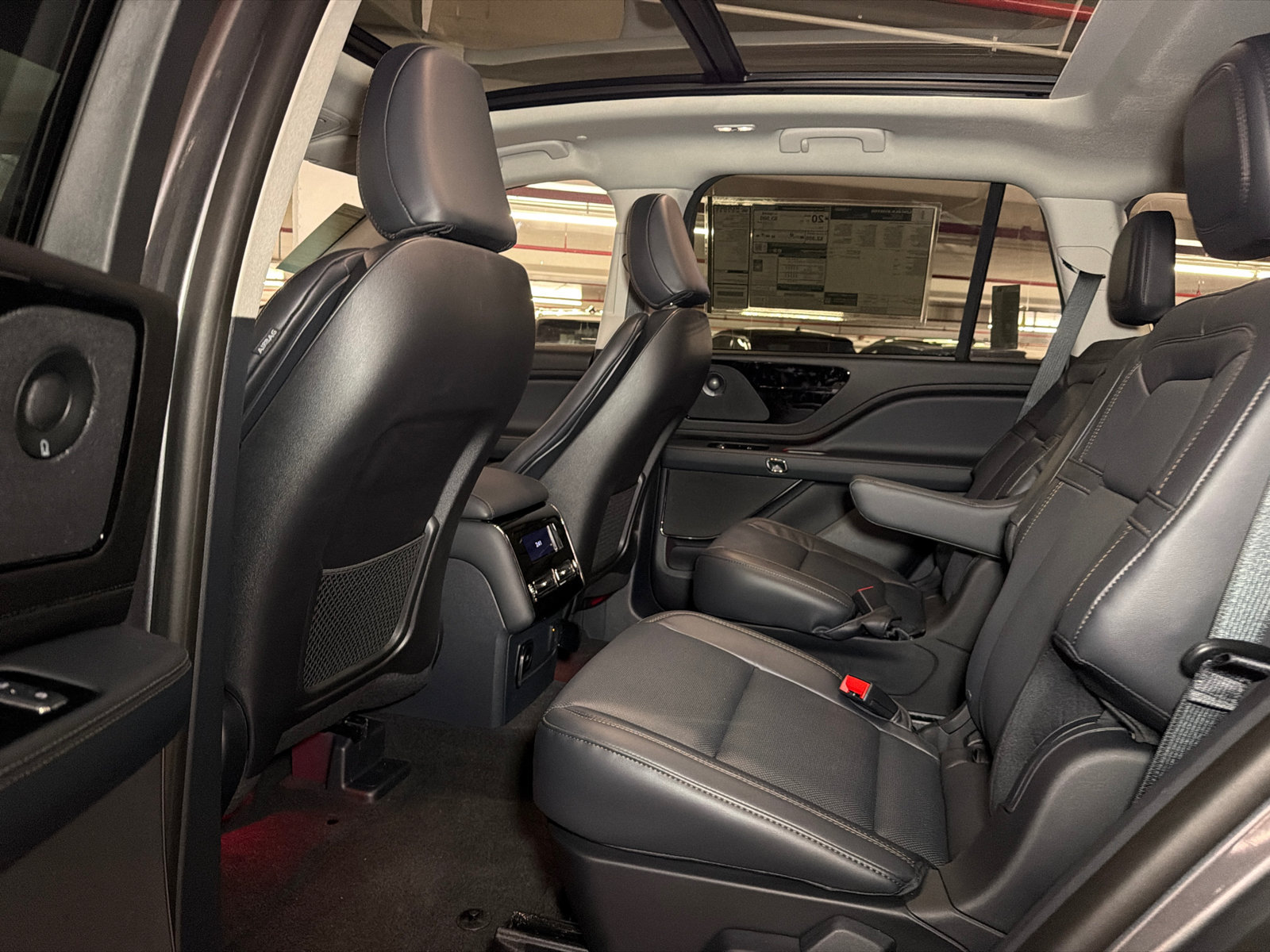New 2027 Lincoln Aviator Reserve AWD/4WD image 22