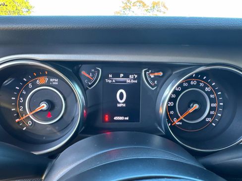 Used 2020 Jeep Wrangler Willys image 30