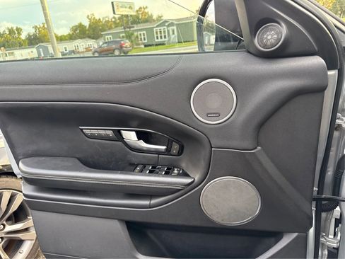 Used 2016 Land Rover Range Rover Evoque HSE image 14