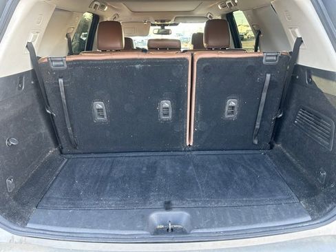 Used 2022 Nissan Pathfinder Platinum w/ Cargo Package image 26