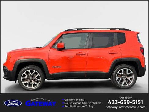 Used 2016 Jeep Renegade Latitude w/ Advanced Technology Group image 1