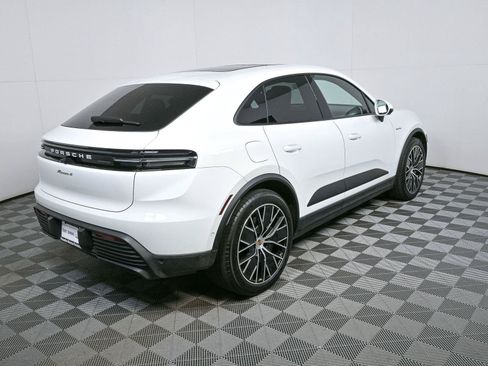 Certified 2024 Porsche Macan 4 Electric AWD/4WD image 28