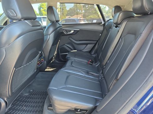 Used 2021 Audi Q8 Prestige w/ Prestige Package AWD/4WD image 11