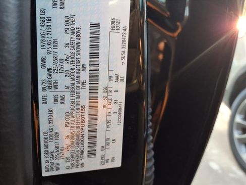 Used 2023 Ford Escape Active image 25