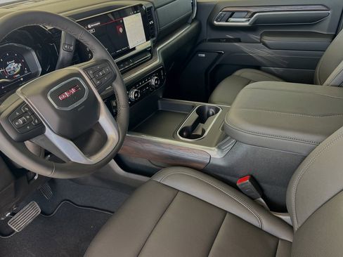 New 2024 GMC Sierra 2500 SLT w/ SLT Premium Package image 11