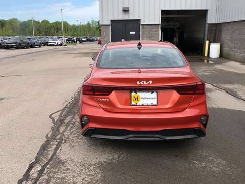 Used 2023 Kia Forte LXS FWD image 4