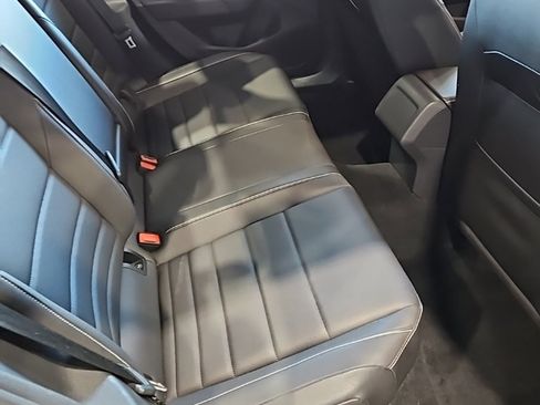 Used 2024 Volkswagen Jetta SE image 15