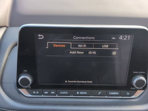 Used 2023 Nissan Rogue SV image 39