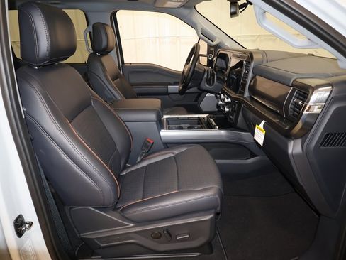New 2025 Ford F350 Lariat w/ Lariat Ultimate Package image 16