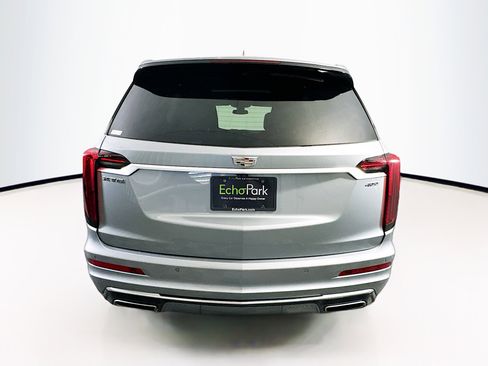 Used 2025 Cadillac XT6 Premium Luxury image 7