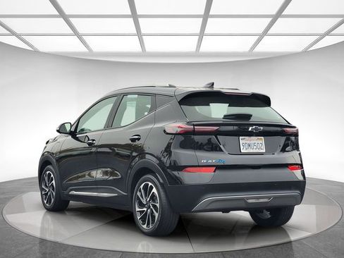 Used 2023 Chevrolet Bolt EUV Premier w/ Sun & Sound Package image 7