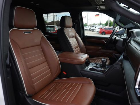 Used 2024 GMC Sierra 1500 Denali Ultimate AWD/4WD image 29