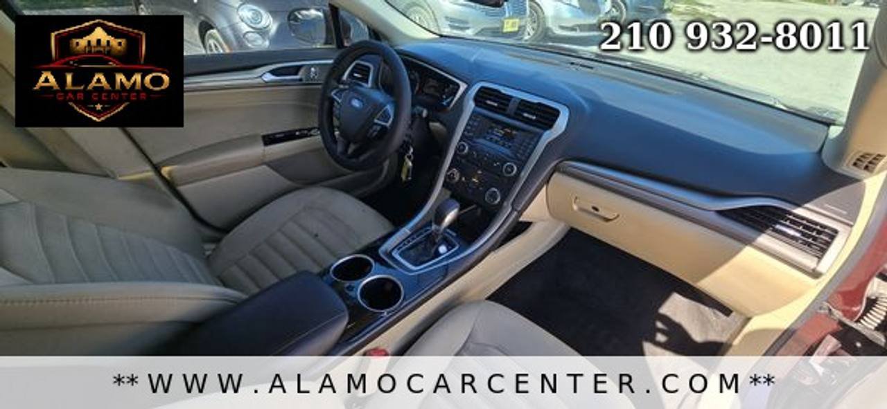 Used 2013 Ford Fusion SE FWD image 15