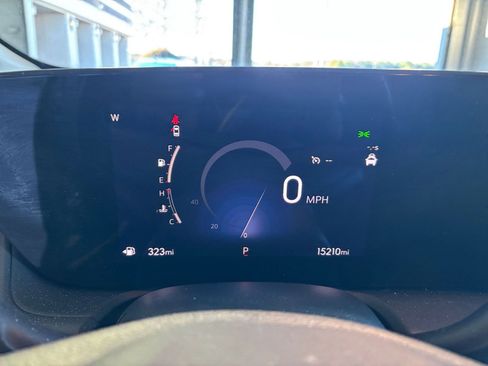 Used 2025 Buick Encore GX Preferred image 44