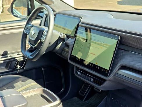 Used 2022 Rivian R1S Launch Edition AWD/4WD image 19