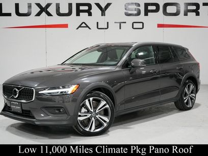 Used 2025 Volvo V60 B5 Cross Country Plus