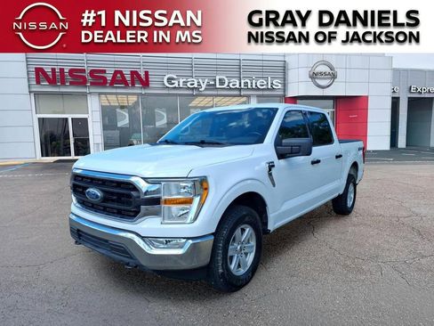 Used 2021 Ford F150 XLT w/ Equipment Group 301A Mid AWD/4WD image 3