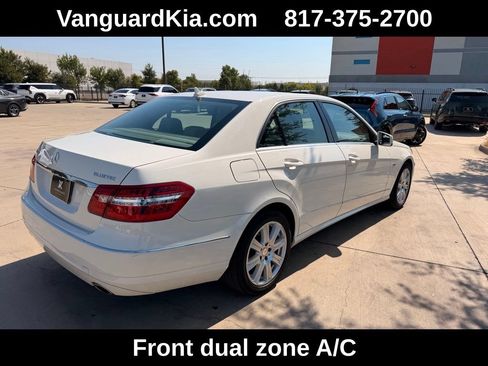 Used 2012 Mercedes-Benz E 350 BlueTEC Sedan image 4