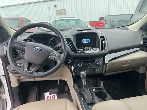 Used 2017 Ford Escape Titanium w/ Equipment Group 301A FWD image 5