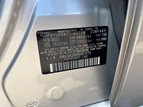 Used 2025 Hyundai Sonata SEL FWD image 29
