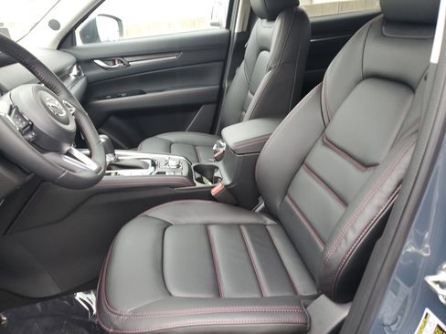 New 2025 MAZDA CX-5 Carbon Edition image 16